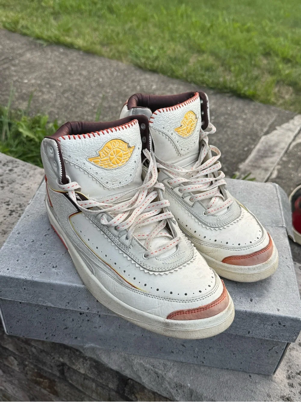 Maison Château Rouge x Air Jordan 2